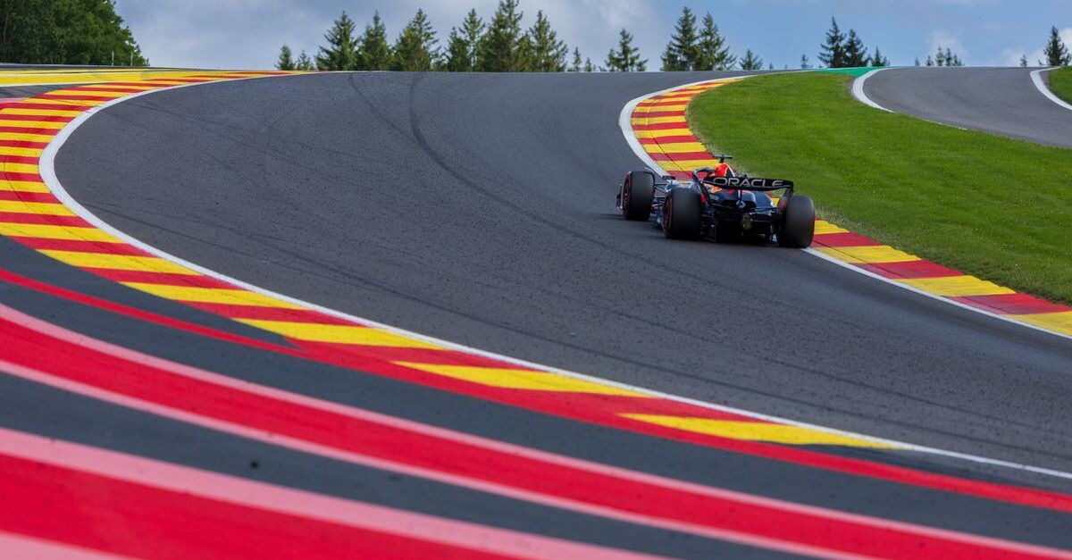 Vibreurs préfabriqués en béton au circuit de Spa-Francorchamps : l’expertise Larco